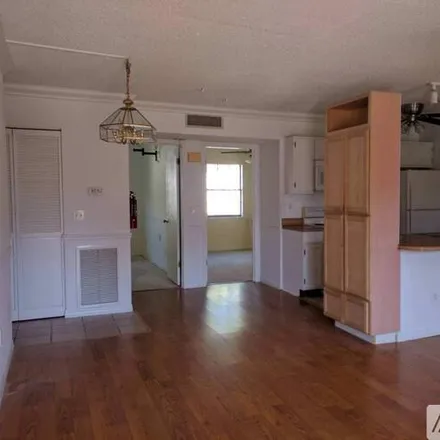 Image 9 - 8 9th Street, Unit 3 - Apartment for rent