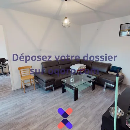 Rent this 3 bed apartment on 3 Avenue Rhin et Danube in 38000 Grenoble, France