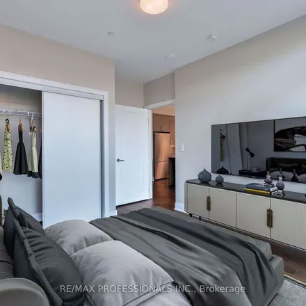 Rent this 3 bed apartment on Toboggan Hill in Andros Boulevard, Mississauga