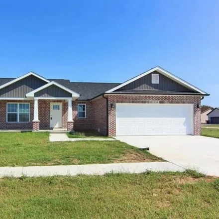 Buy this 3 bed house on Illinois Avenue in Sikeston, MO 63801
