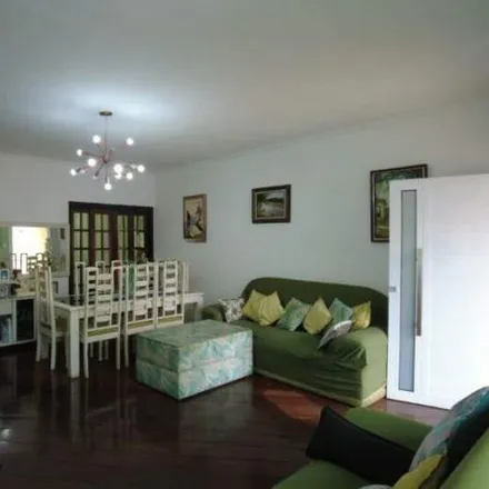 Buy this 4 bed house on Rua Paulina Isabel de Queirós in Bangú, Santo André - SP