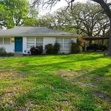 Rent this 3 bed house on 5133 Malinda Lane North in Fort Worth, TX 76112