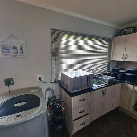 Image 4 - Charles Cilliers Street, Govan Mbeki Ward 30, Secunda, 2302, South Africa - Apartment for rent