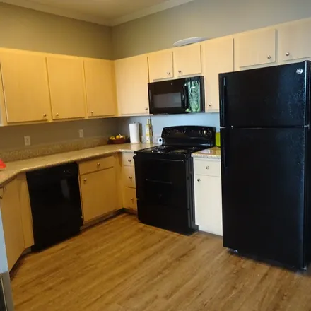 Rent this 2 bed apartment on Prescott Valley