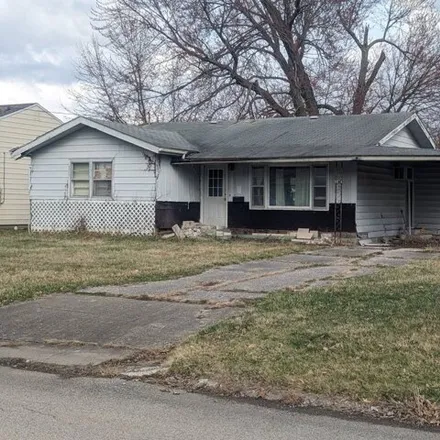 Buy this 2 bed house on 1030 North Robb Street in Robinson, IL 62454