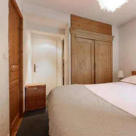 Rent this 4 bed apartment on 74400 Chamonix-Mont-Blanc
