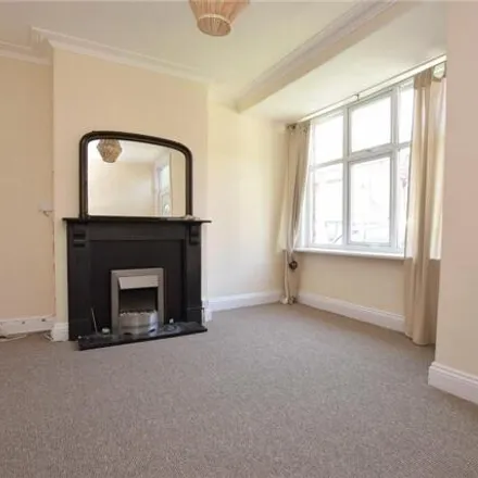 Rent this 4 bed townhouse on Greenwood Mount in Leeds, LS6 4LG