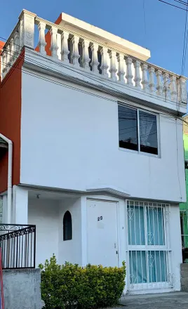 Rent this studio house on Andador Tizatlalli in San Salvador Tizatlalli, 52172 Metepec