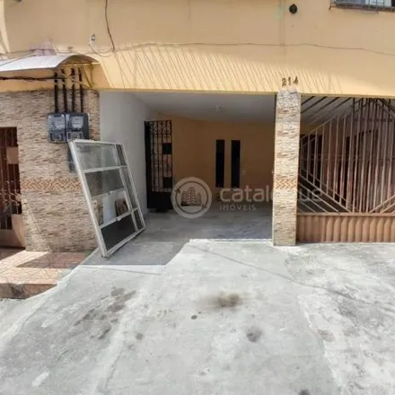 Buy this 7 bed house on Rua dos Mundurucus 2288 in Batista Campos, Belém - PA