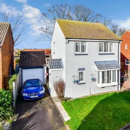 Buy this 3 bed house on Hunting Gate in Birchington, CT7 9JB