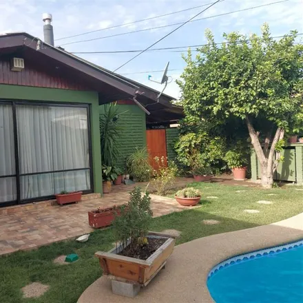 Rent this 4 bed house on Uno Norte in 210 0000 Los Andes, Chile
