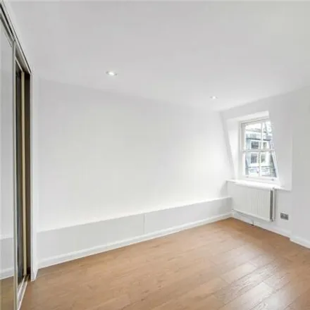 Image 7 - 103-121 Barkston Gardens, London, SW5 9AF, United Kingdom - Apartment for sale