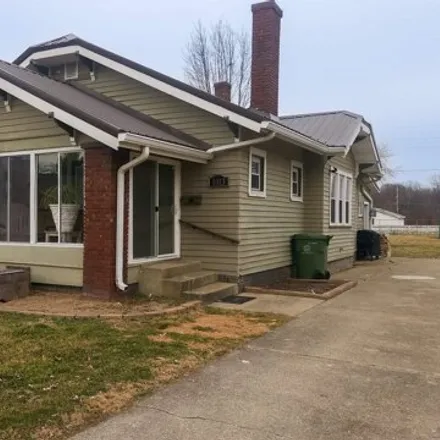 Buy this 2 bed house on 1013 North Main Street in Sullivan, IN 47882
