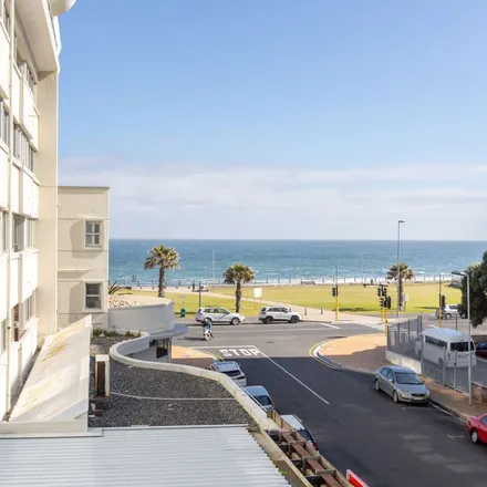 Image 7 - The Hussar Grill, 163 Beach Road, Mouille Point, Cape Town, 8005, South Africa - Apartment for rent