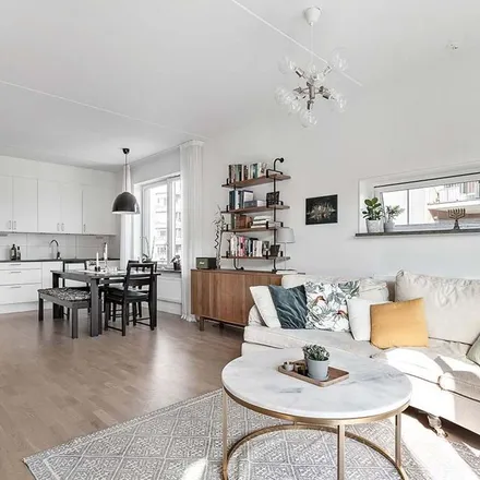 Rent this 3 bed apartment on Grillska Brödboden in Stortorget, 111 29 Stockholm