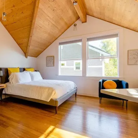 Rent this studio apartment on Seattle
