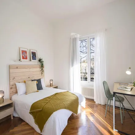 Rent this 17 bed room on Escuela Infantil Privada Pequemun in Calle de los Olivos, 8