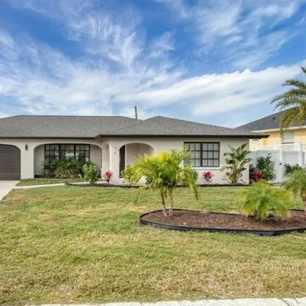 Buy this 3 bed house on 461 Dorchester Drive in Sarasota County, FL 34293