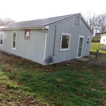 Image 2 - 216 North Prairie Street, Hamilton, Caldwell County, MO 64644, USA - House for sale