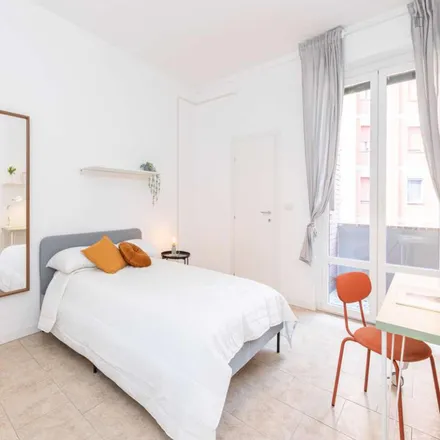 Rent this 6 bed room on Via Lorenteggio in 82, 20146 Milan MI