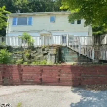 Buy this 3 bed house on 40 Union Road in Wantage, NJ 07461