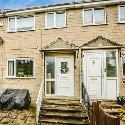 Buy this 3 bed townhouse on Upperthong Lane in Holmfirth, HD9 3BQ