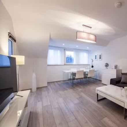 Rent this 3 bed apartment on Paul-Brätter-Straße 4 in 51147 Cologne, Germany