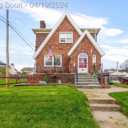 Buy this 3 bed house on 154 Sullivan Street in Wyandotte, MI 48192