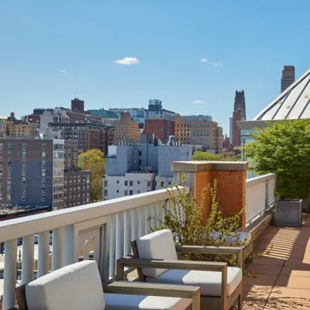 Buy this 3 bed condo on 309 West 123rd Street in New York, NY 10027