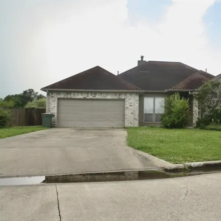 Rent this 4 bed house on 3720 Champions Dr in Beaumont, Texas