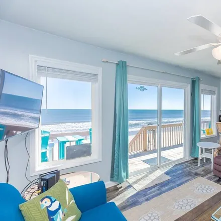 Rent this 5 bed house on Surf City