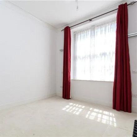 Image 7 - Eyre Court, 3-21 Finchley Road, London, NW8 9TY, United Kingdom - Apartment for rent