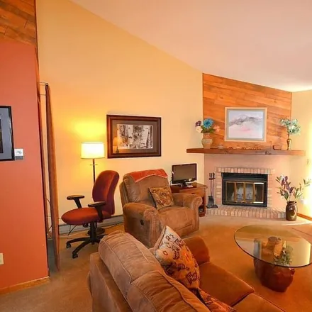 Rent this 2 bed townhouse on Estes Park in CO, 80517