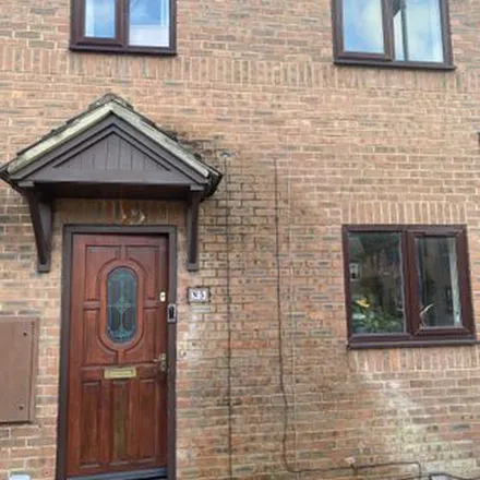 Rent this 3 bed townhouse on Cad Beeston Mews in Leeds, LS11 8AF
