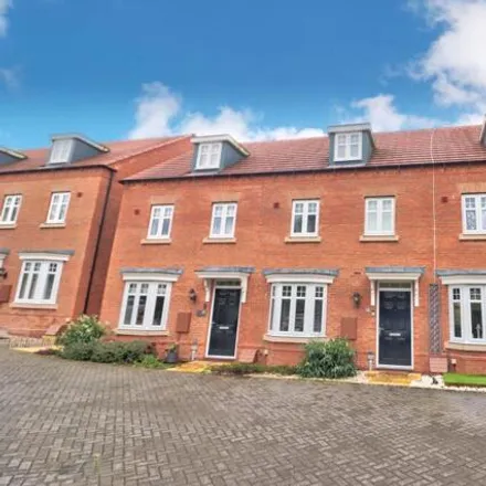Buy this 3 bed townhouse on Hall Lane in South Derbyshire, DE15 9PW