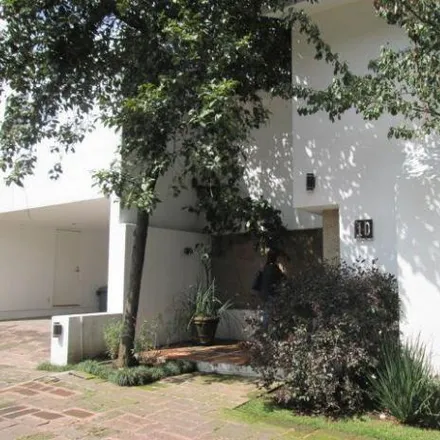 Buy this 3 bed house on Cerrada Amílcar Vidal in Colonia Lomas de Memetla, 05330 Mexico City