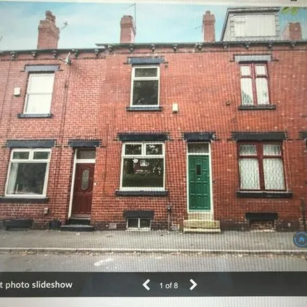 Rent this 3 bed townhouse on 20 Grove Road in Leeds, LS15 0LG