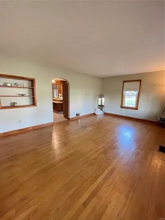 Image 6 - 289 East Tower Street, Mulberry Grove, Bond County, IL 62262, USA - House for sale
