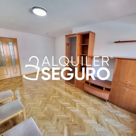 Rent this 2 bed apartment on Calle Tablas de Daimiel in 28924 Alcorcón, Spain