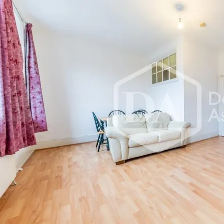 Rent this 2 bed apartment on 80 Tottenham Lane in London, N8 7EE