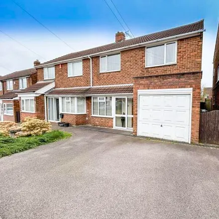 Buy this 3 bed duplex on Planetree Road in Streetly, B74 3SP