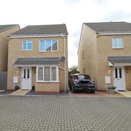 Buy this 3 bed house on unnamed road in Newborough, PE6 7QZ