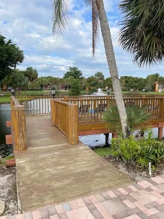 Image 9 - 6285 Coconut Terrace, Plantation Gardens, Plantation, FL 33317, USA - Condo for rent