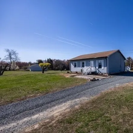 Buy this 3 bed house on 2040 Lindsay Road in Louisa County, VA 22942