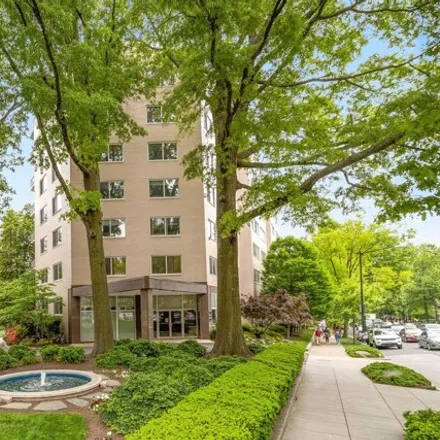 Buy this 1 bed condo on 2829 Connecticut Ave Nw Apt 401 in Washington, District of Columbia