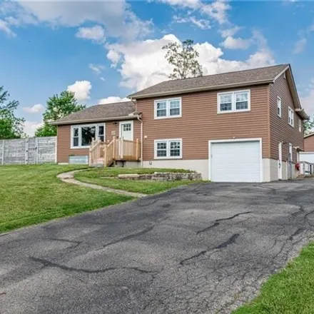 Buy this 4 bed house on 2408 Rollingview Drive in Beavercreek, OH 45431
