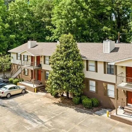 Buy this 3 bed condo on 543 Carlisle Drive in Cary Woods, Auburn