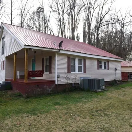 Buy this 4 bed house on 295 Spring Court in Linden, Perry County