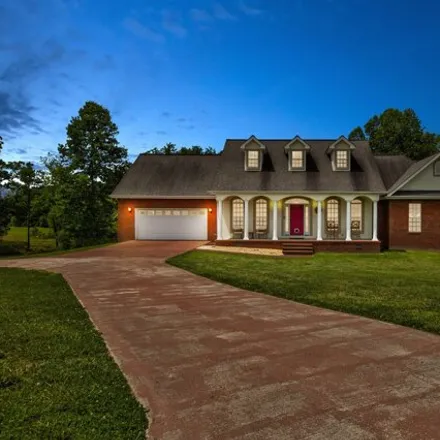 Buy this 6 bed house on 505 Old US 27 Loop No4 in Silerville, McCreary County