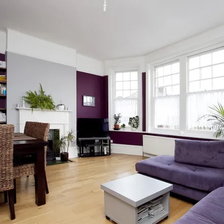 Rent this 3 bed apartment on The Barber Room in Station Road, Winchmore Hill